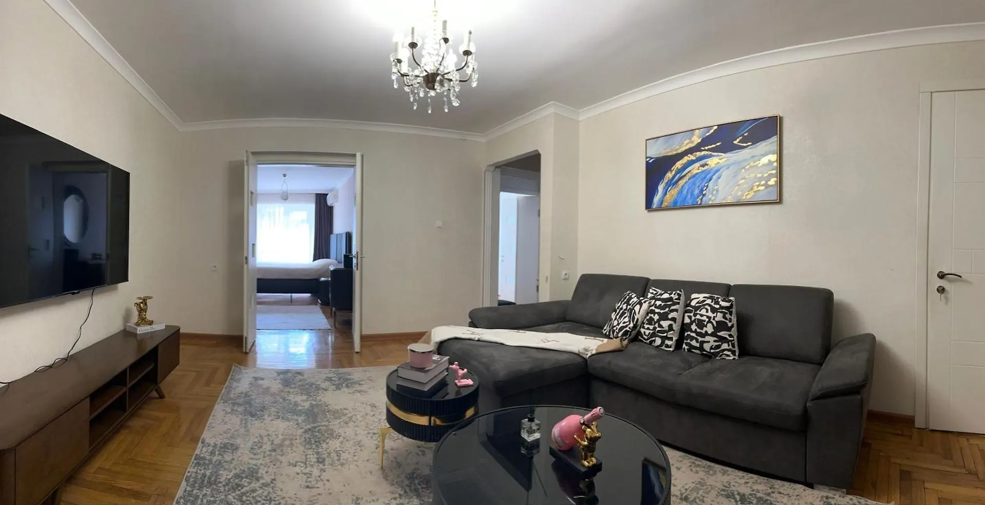 2 Bedroom Apartment In Batumi Near The Beach